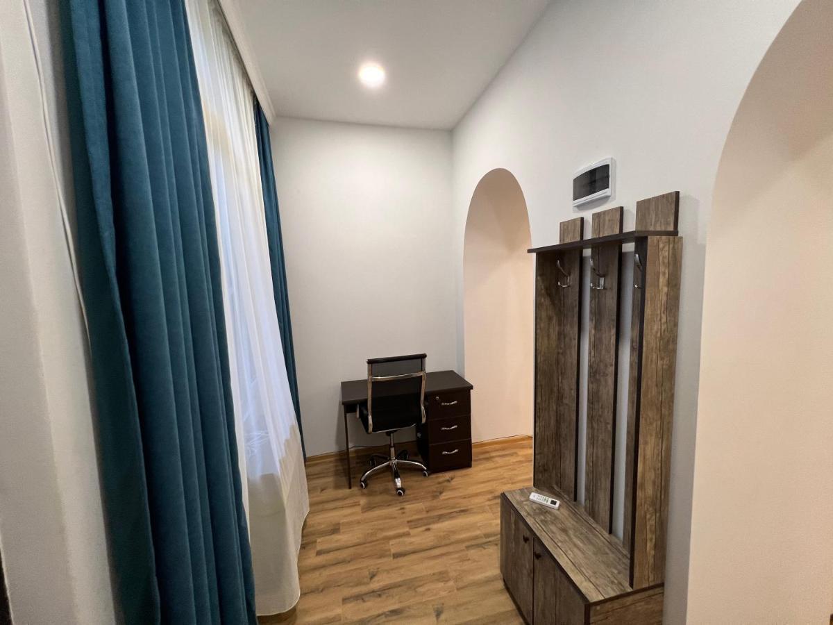 Cosy Apartment In Tbilisi Centre Esterno foto